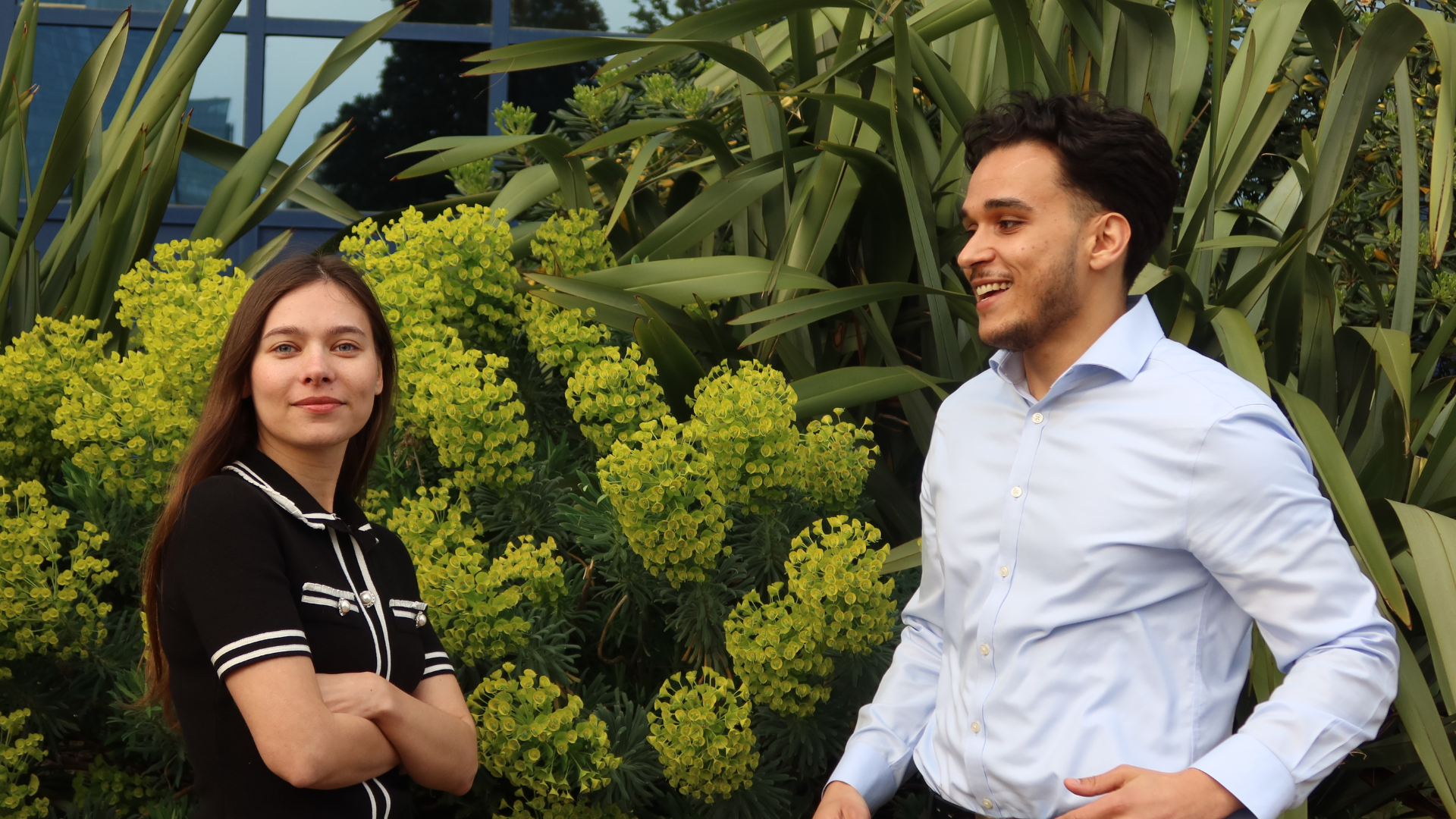 Vallum Associates consultants discussing strategic recruitment processes and how to help clients stay ahead of hiring trends.